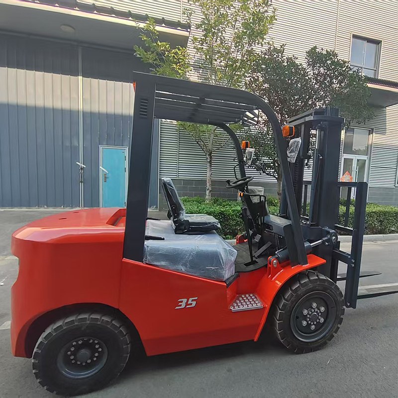 Heavy-Duty forklift