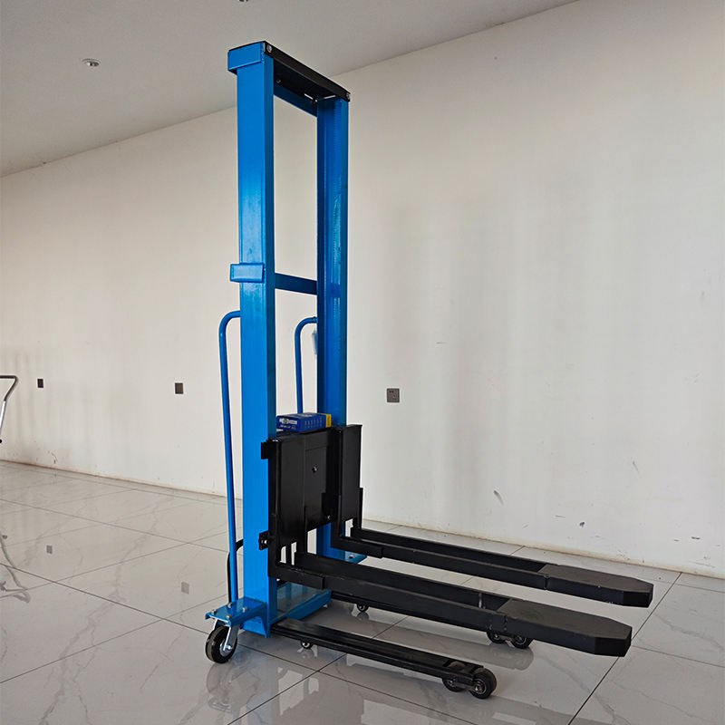 Self-Loading Stacker | 1.8T Capacity & 4.5M Lift | Walkie Electric Pallet Stacker Truck​